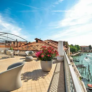 Venetian Palace R&r Appartement